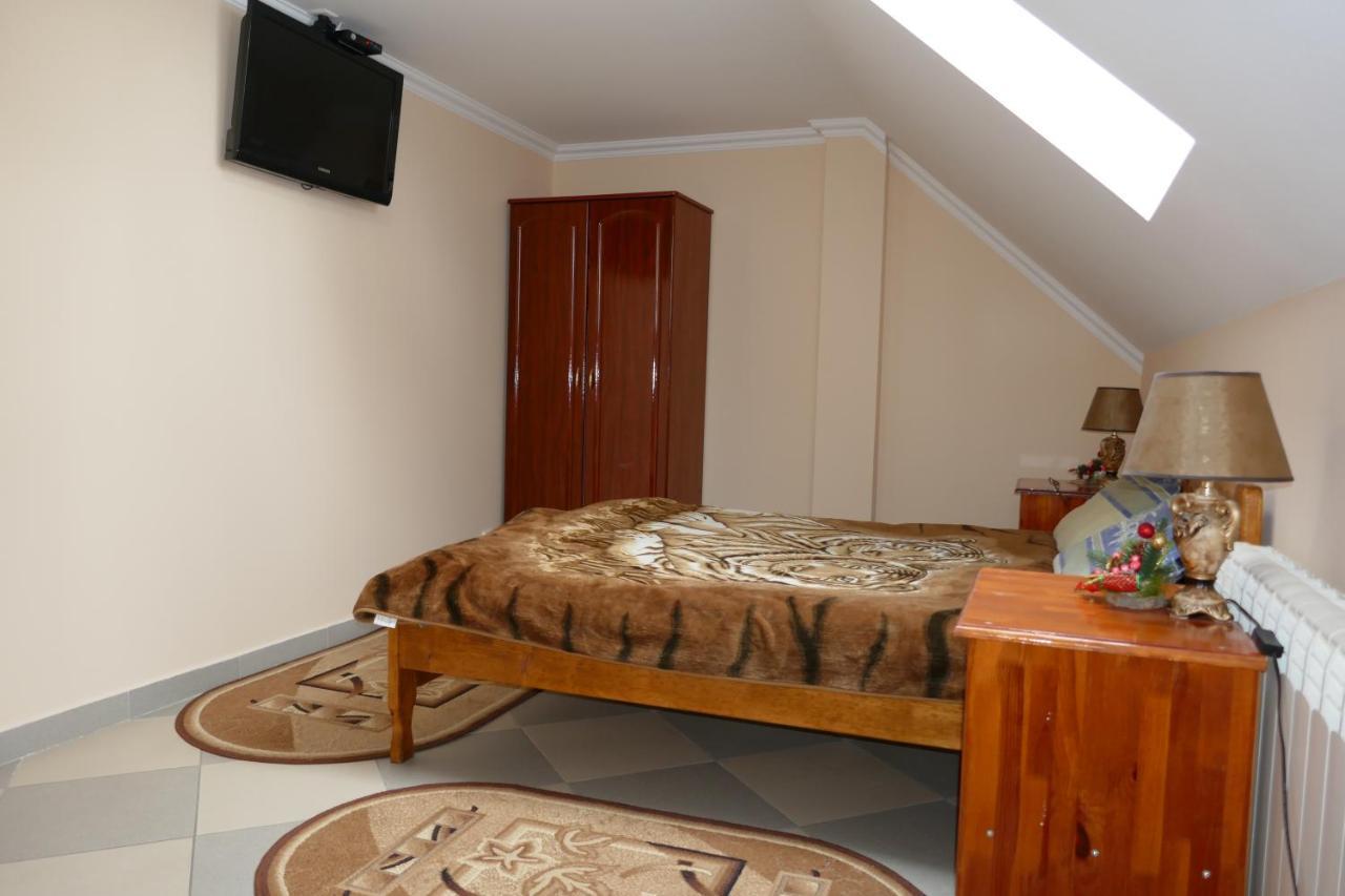Лелека Guest House Deliatyn Ngoại thất bức ảnh
